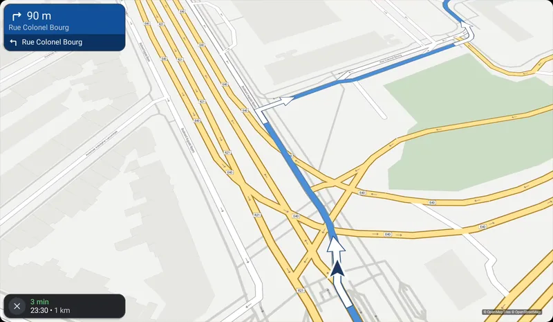 PermisRoute guidance on the Android Auto screen: in 90 m, turn right into Rue Colonel Bourg, arriving in 3 minutes
